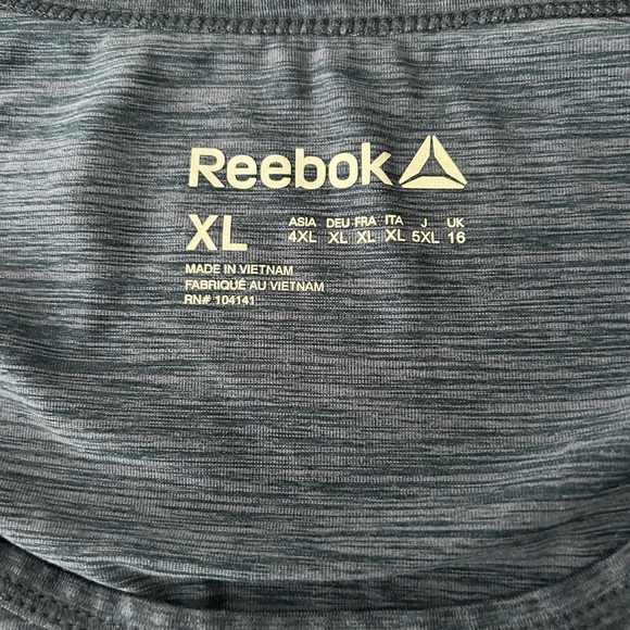 Reebok Gray Performance Top - Picture 2 of 6